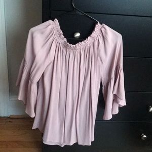 Off the shoulder boutique top!